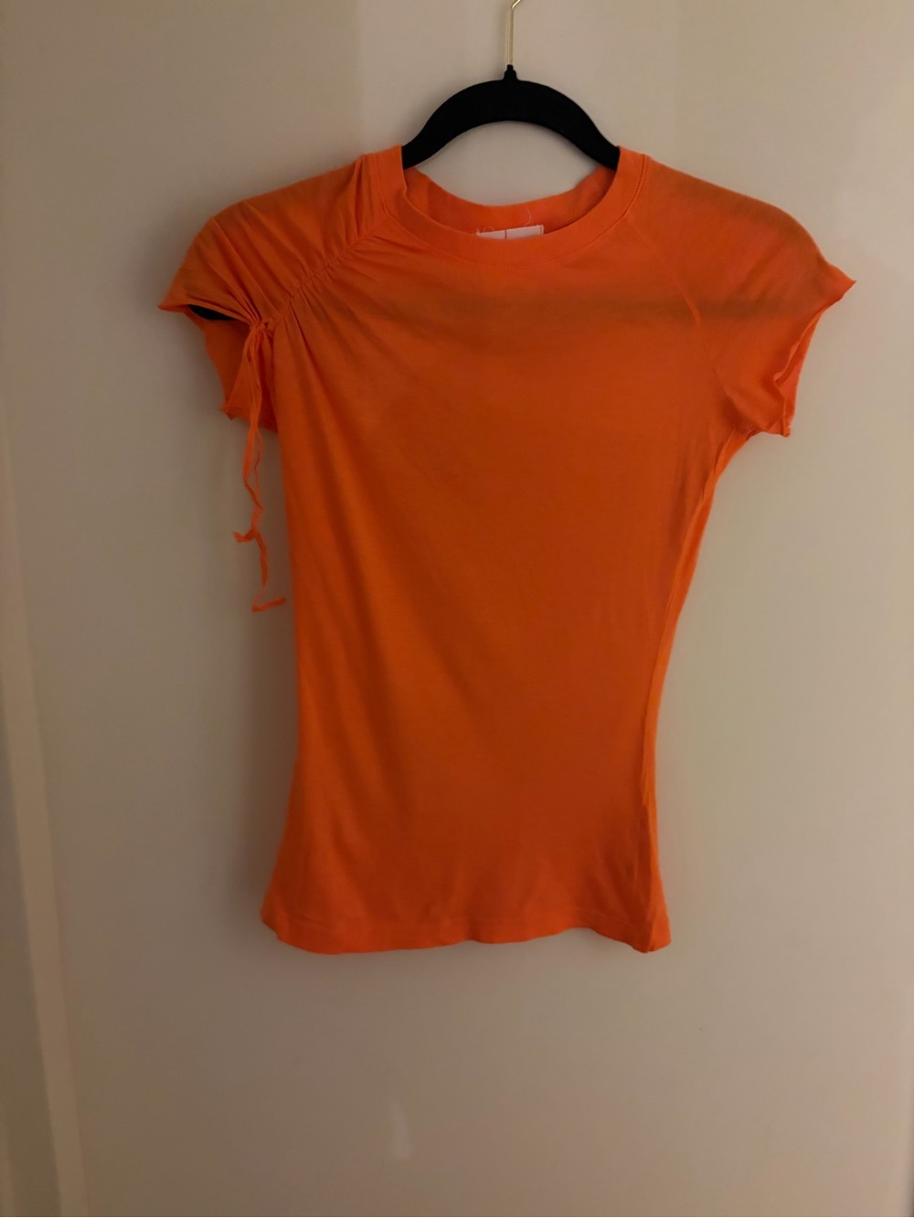 Rebecca Beeson Orange Ruched Sleeve Women’s Tee